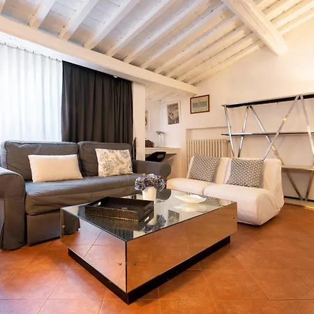 Montebello Rooftop * Florencia