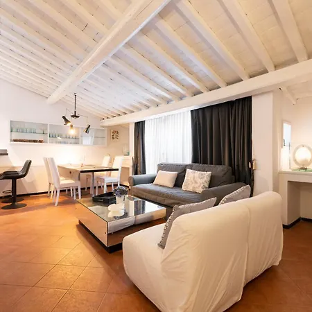 Montebello Rooftop * Florencia